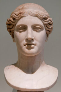 Busto da deusa Ártemis, a deusa da caça, protetora das gestantes e das crianças, especialmente das meninas.